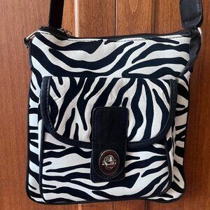 Black and White Zebra Print Shoulder Bag 🦓